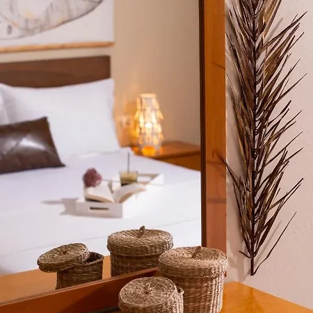 Sagini Hotel 3*