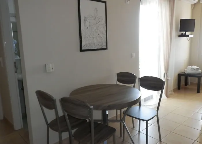 Sagini Boutique Apartmanhotel Lutrá Edipszú